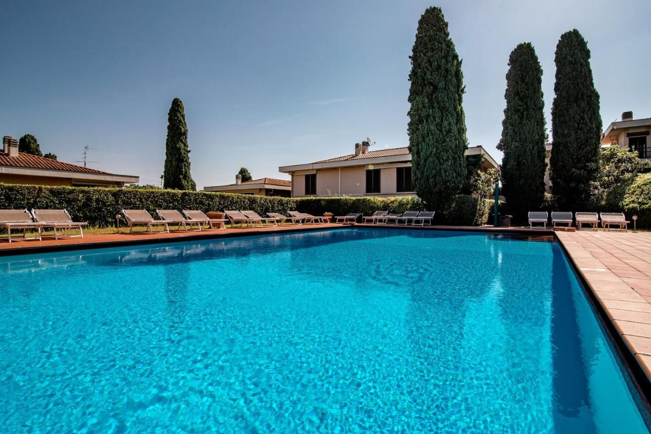 Residence Poggio Golf Chianti Firenze อิมปรูเนตา ภายนอก รูปภาพ