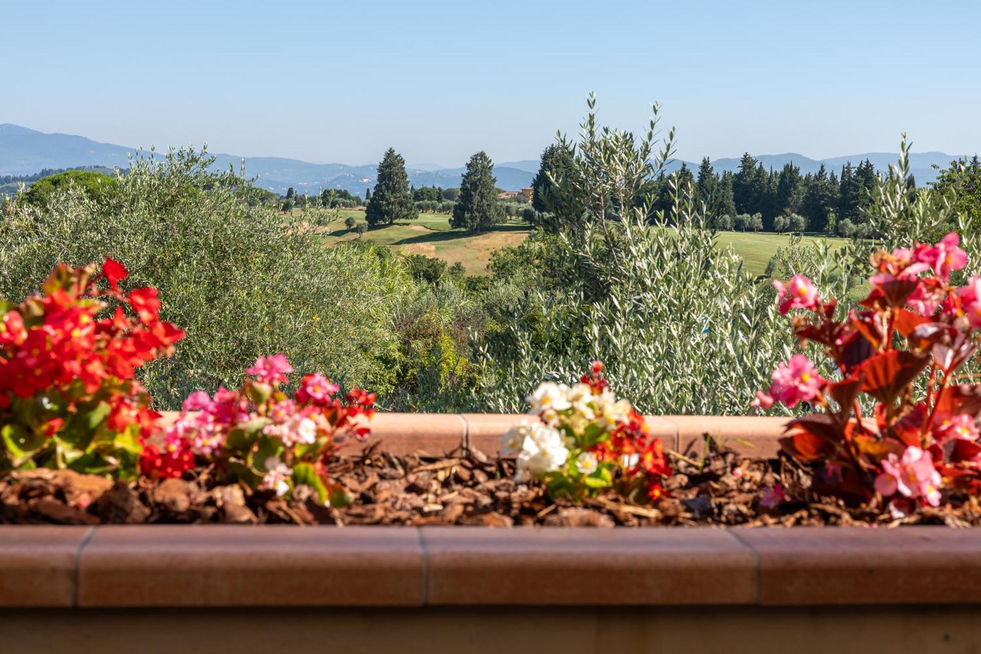 Residence Poggio Golf Chianti Firenze อิมปรูเนตา ภายนอก รูปภาพ