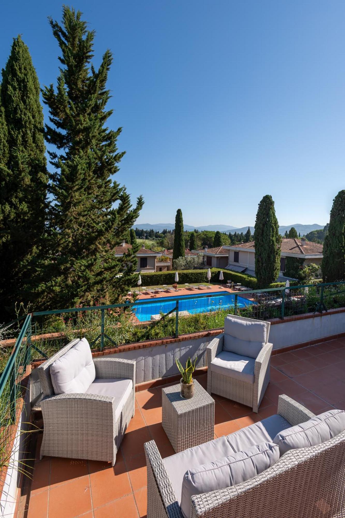 Residence Poggio Golf Chianti Firenze อิมปรูเนตา ภายนอก รูปภาพ