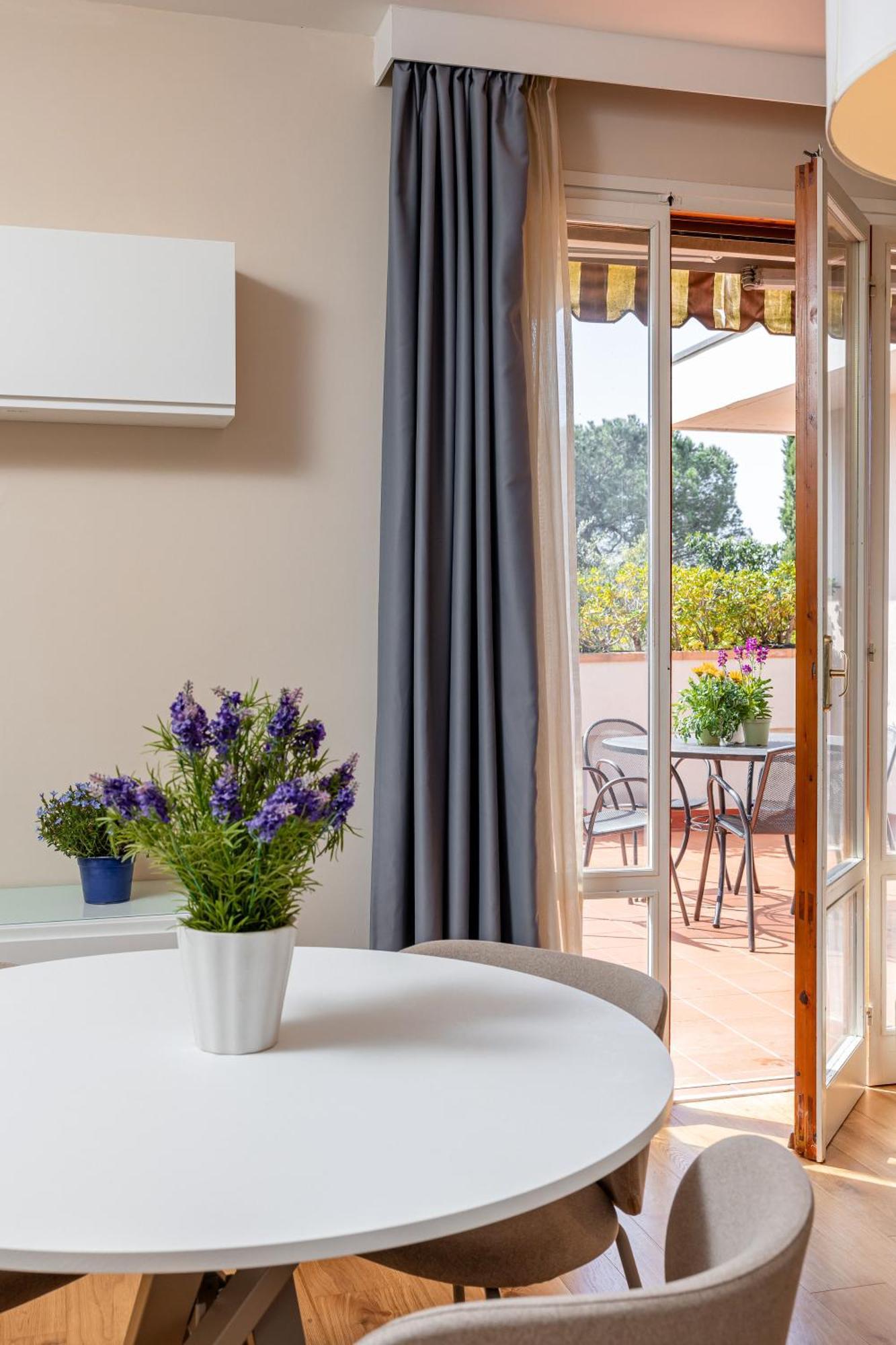 Residence Poggio Golf Chianti Firenze อิมปรูเนตา ภายนอก รูปภาพ