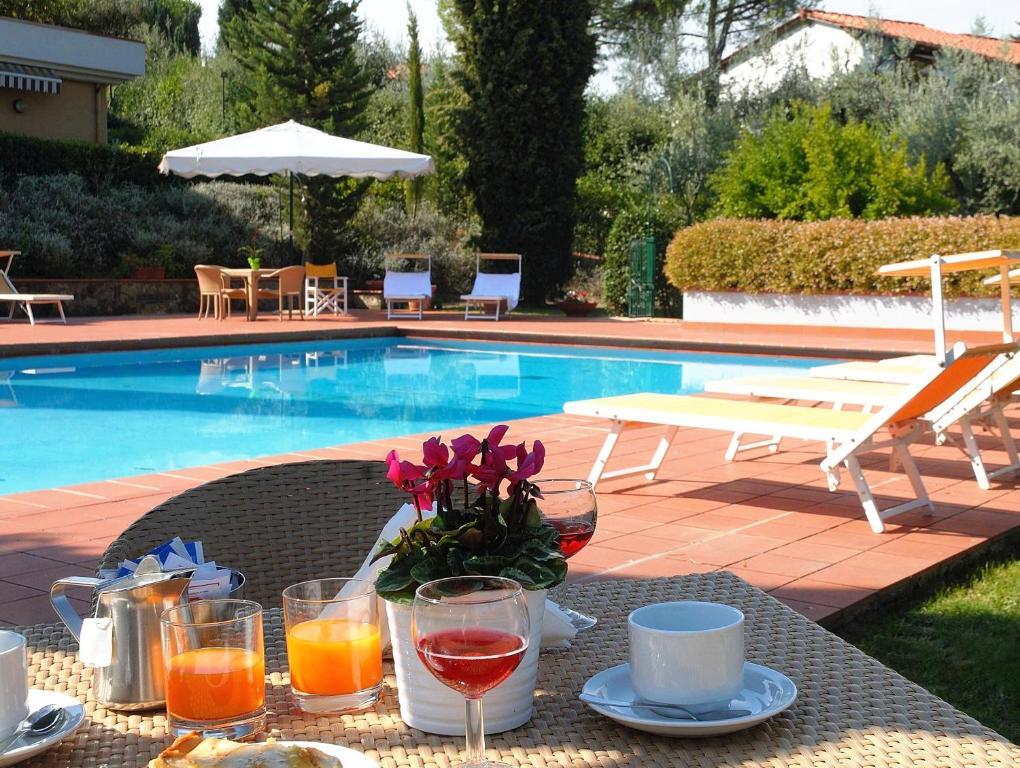 Residence Poggio Golf Chianti Firenze อิมปรูเนตา ภายนอก รูปภาพ